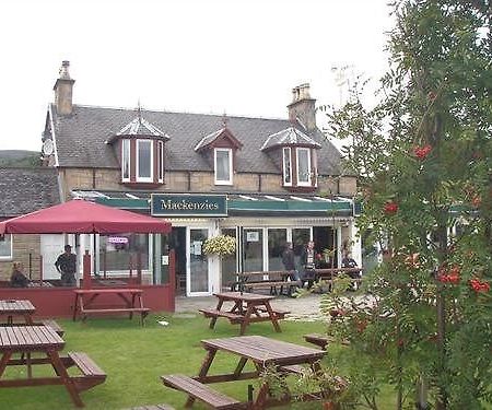 Mackenzies Highland Inn Aviemore Exteriér fotografie